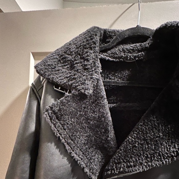 Zara faux fur moto jacket - Picture 2 of 5